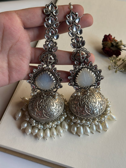 Sarosh Sahara Jhumka