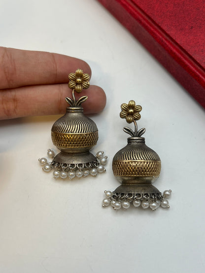 Dual Tone Vase Earrings