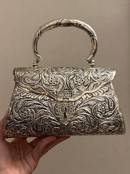 Rajasthani Metal Clutch Design 4
