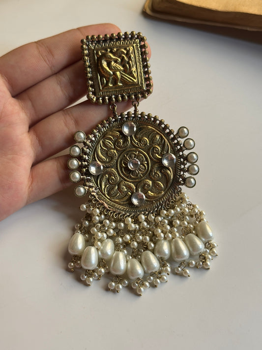 Naqsh Statement Earrings