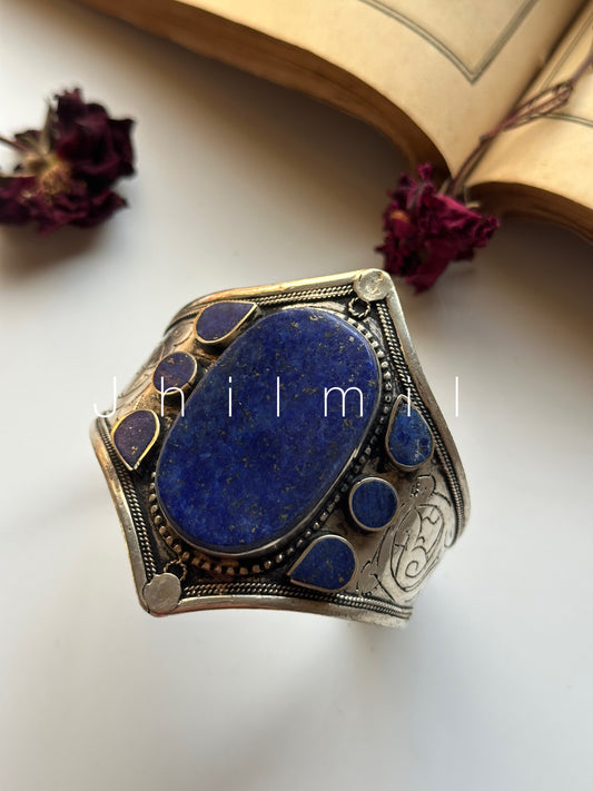 Vintage Metal Handcuff - 9