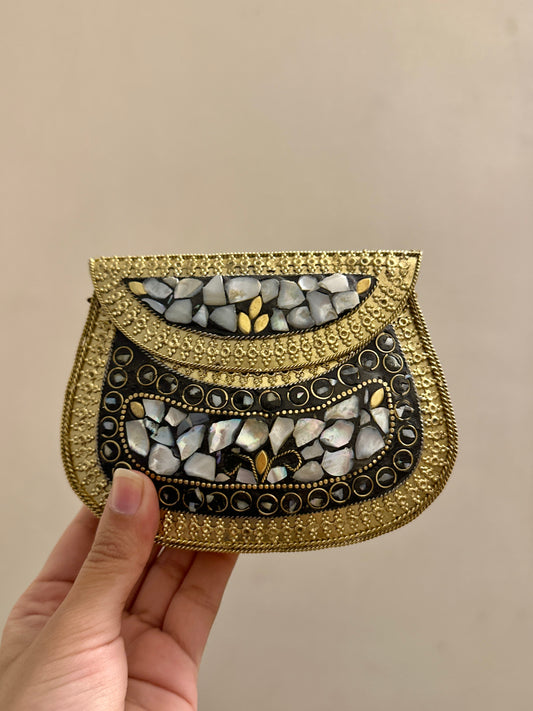 Medium Golden Seep Clutch Design 3