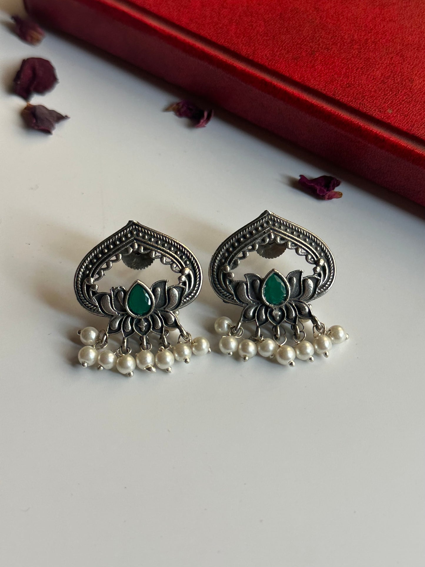 Lotus Paan Studs