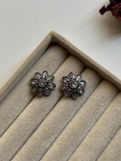 Mini Phool Studs