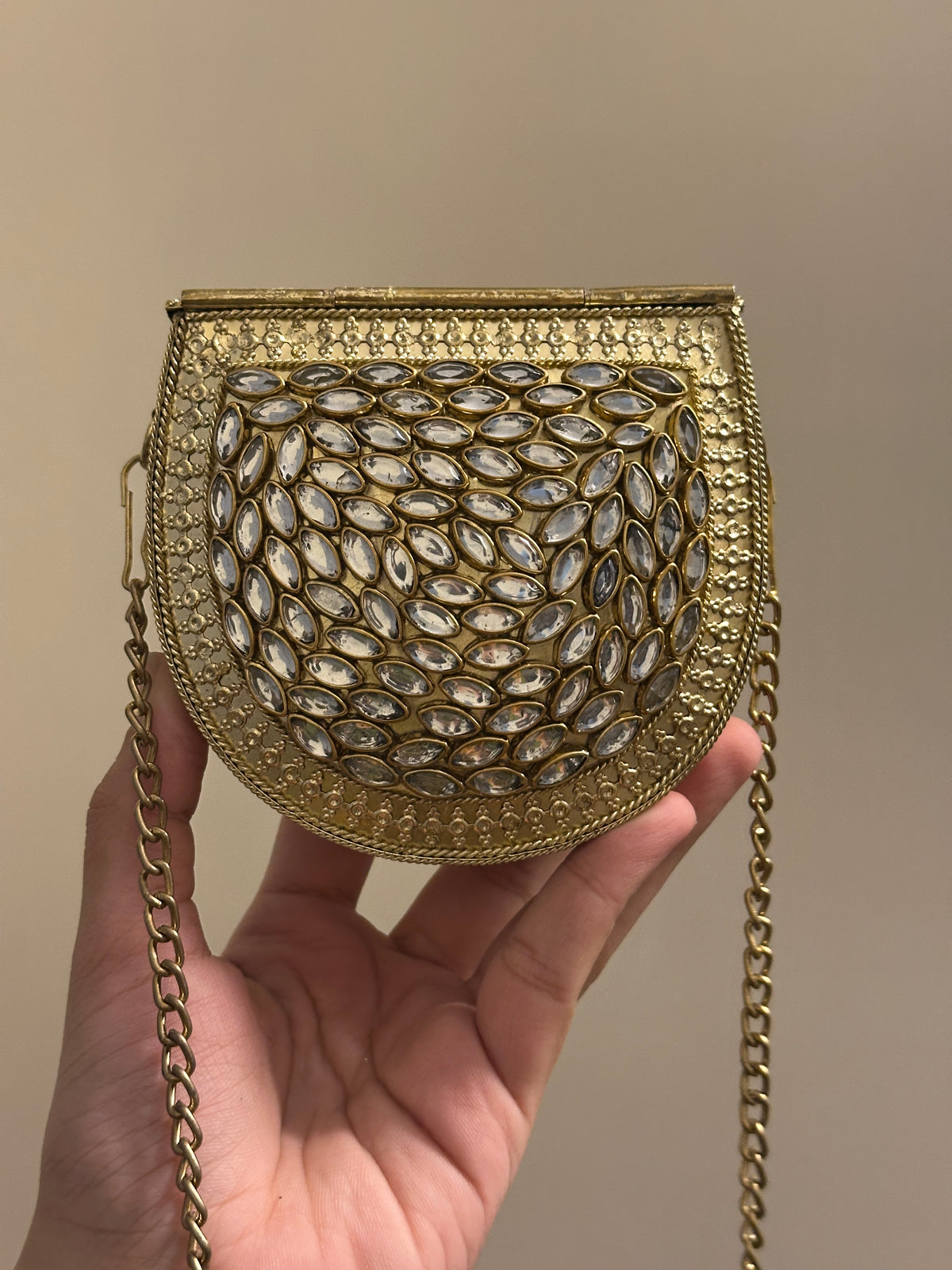 Round Kundan Metal Bag