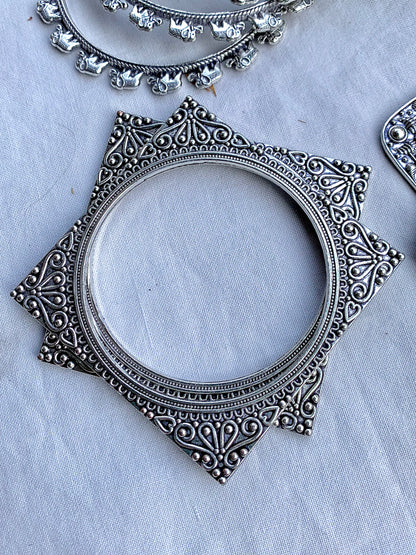 Square Compressed Bangles