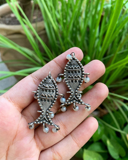 Fish studs