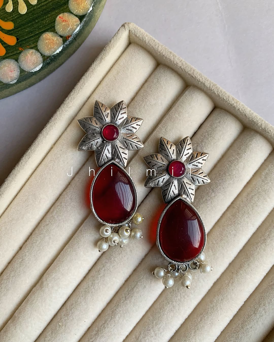 Flower stone drop Ear candy