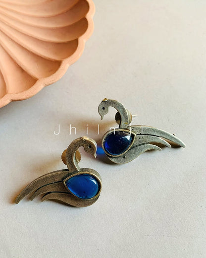Swan Studded Ear candy