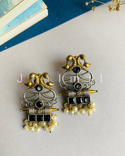 Elephant Motif Dual Toned Stud