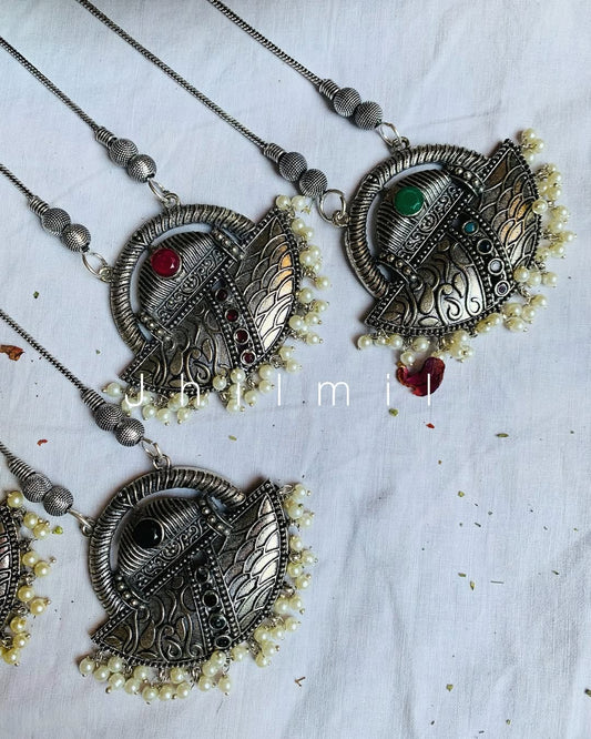 Round Design Stoned Pendant