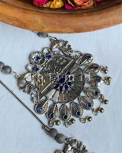Floral Stone Studded Pendant Mala