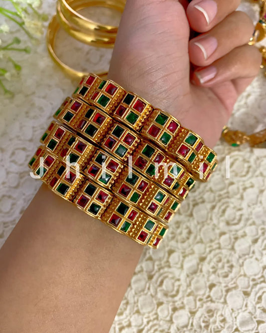 Rajwari Kundan Embedded Kangan