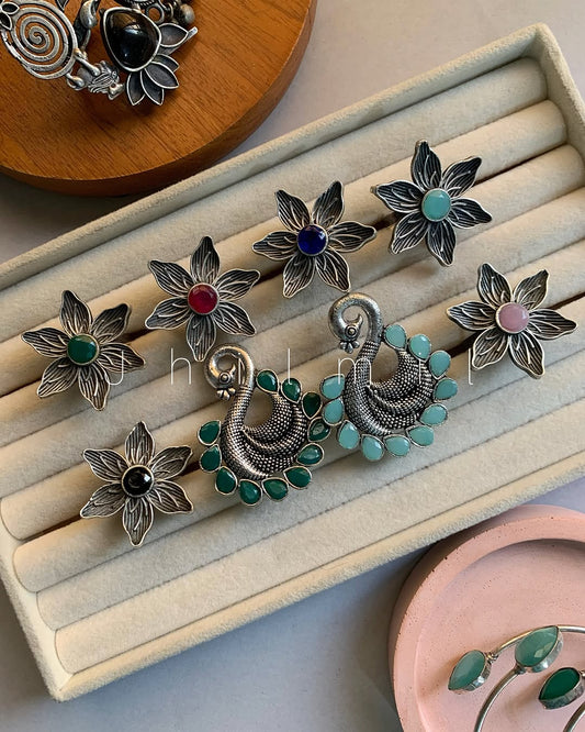 Swan ring - Full Flower Ring