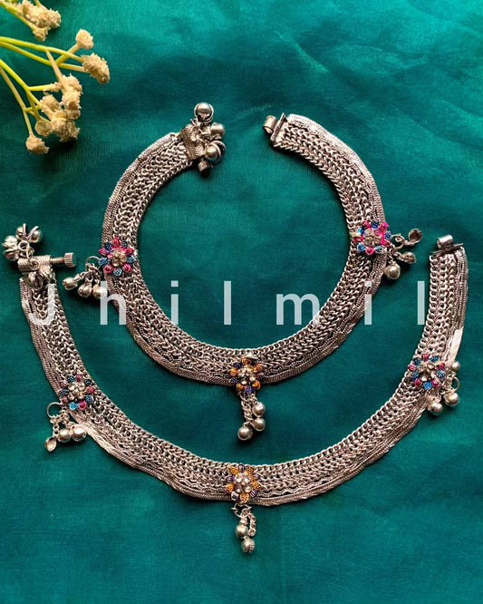 Phool motif pazaib