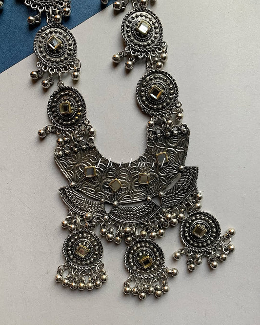 Kundan embellished Mala Set