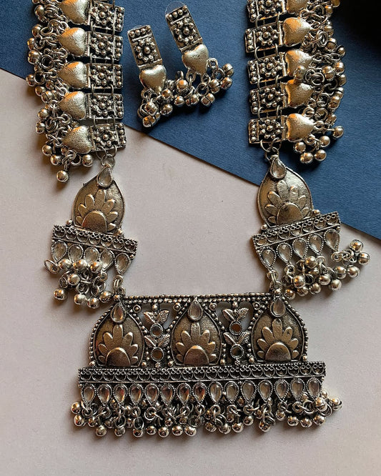 Noor-e-jahan intricate design Mala set