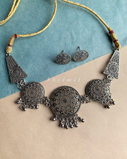 Minimal Light weigt chakra choker set-1
