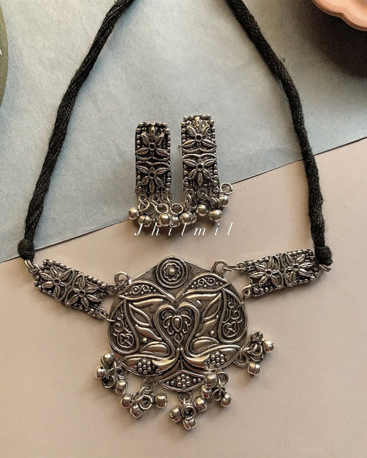  Swan Choker set - Design C
