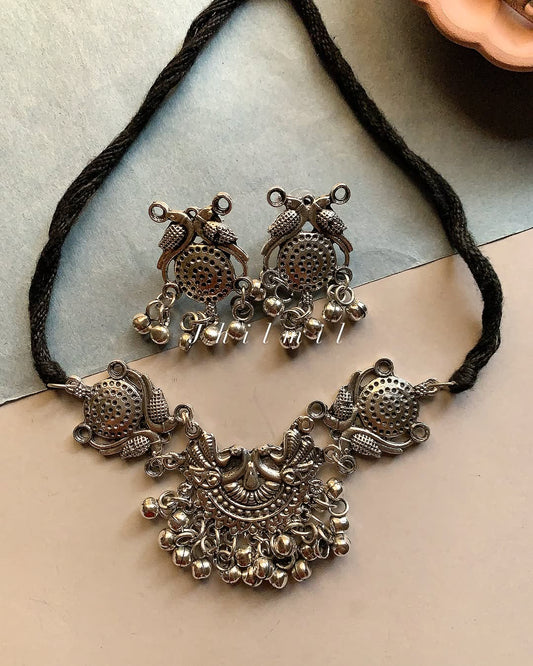 Choker Set Design B