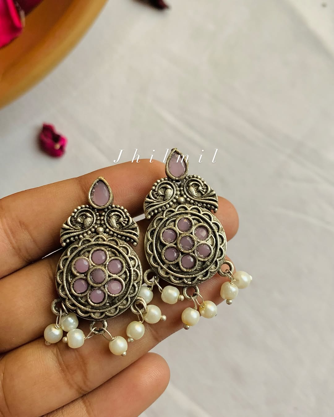 Nageena studs