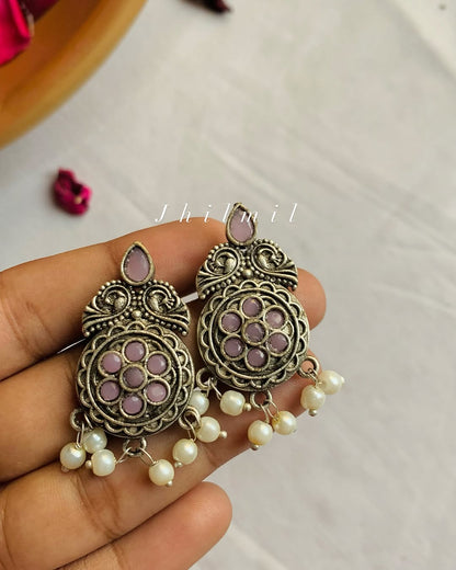 Nageena studs