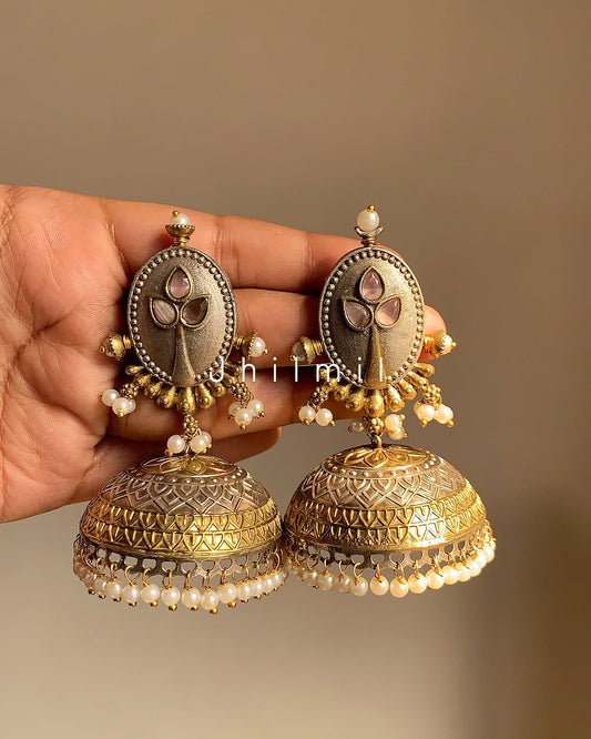 Hasrat Jhumka