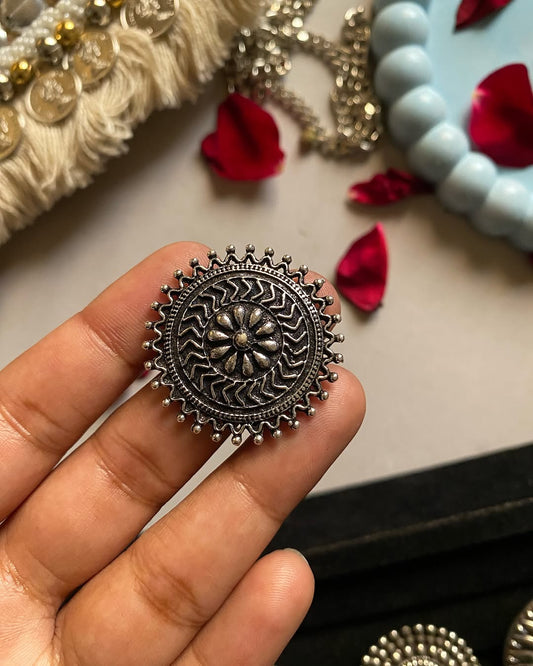 Oxidized Ring 003