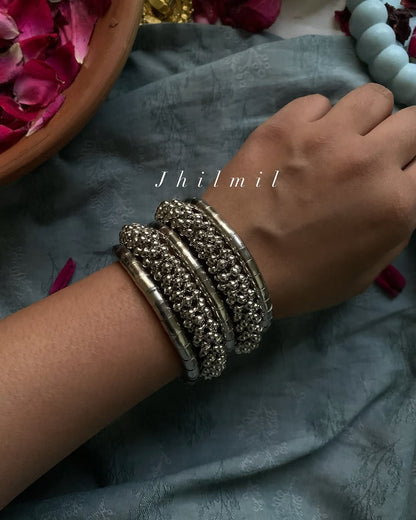 Spiral handcuff - B