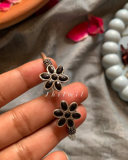 DailyWear Handcuff Design - A