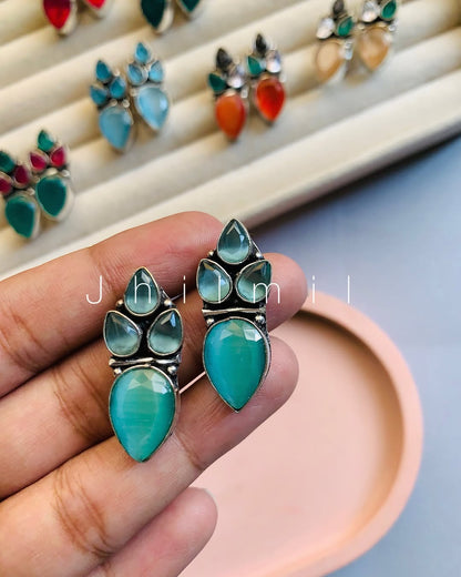 Mini Petal Ear candy