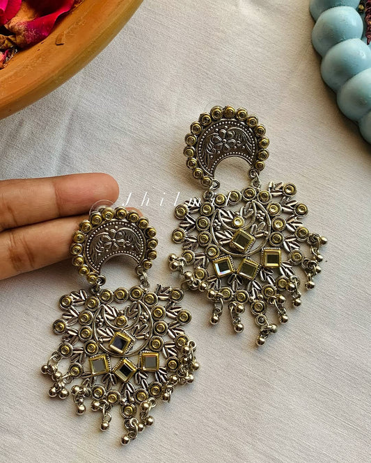 Half moon kundan stone earring