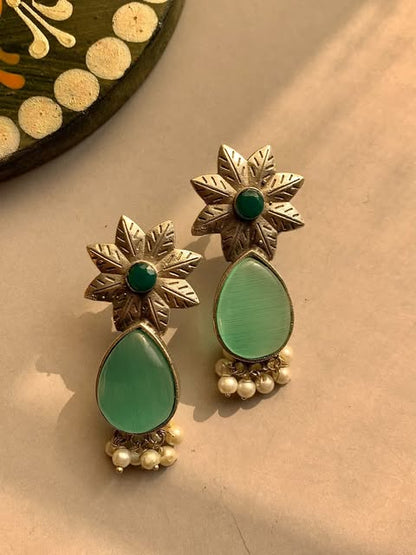 Flower stone drop Ear candy