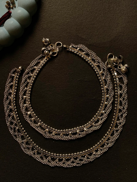 Jhalar Pazaib Pair