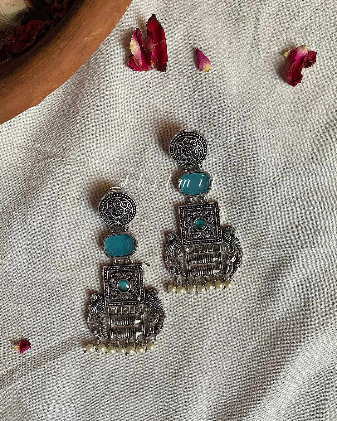 Nigaar Earrings
