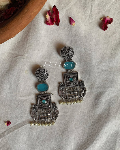 Nigaar Earrings