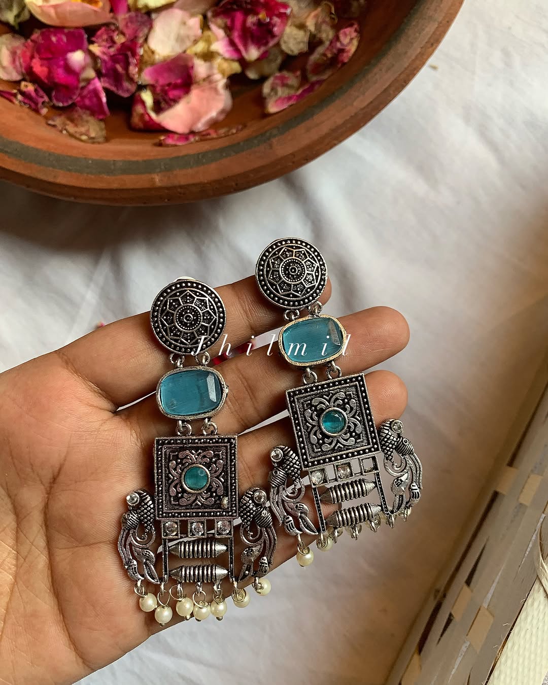 Nigaar Earrings