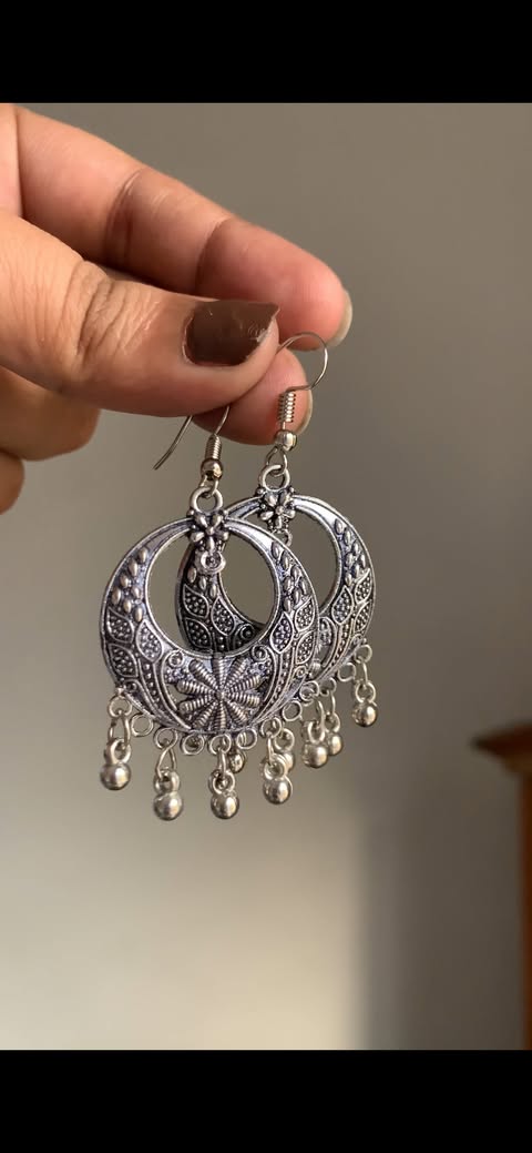 Mini Chand bali