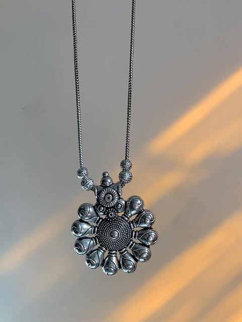 Chunky Flower Pendant