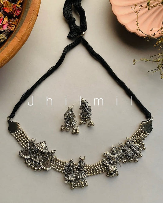 Palki Choker