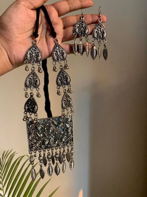 Leaf Latkan mala Set