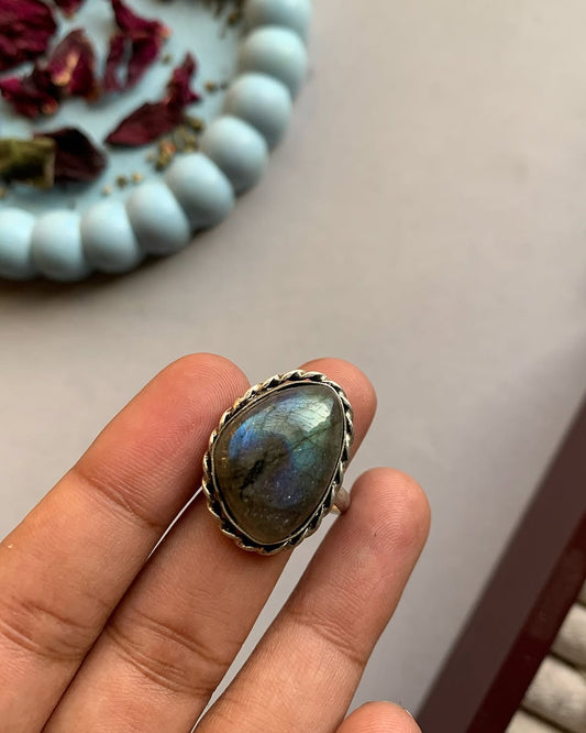 Stone Ring - Design 10