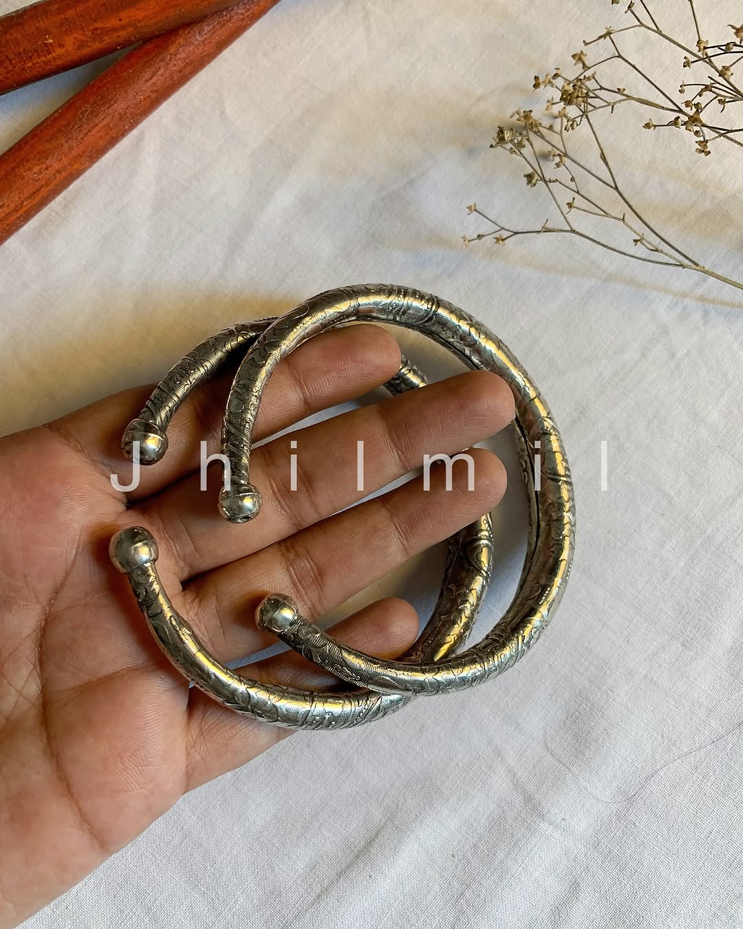 Chunky Oxidized Bangle pair