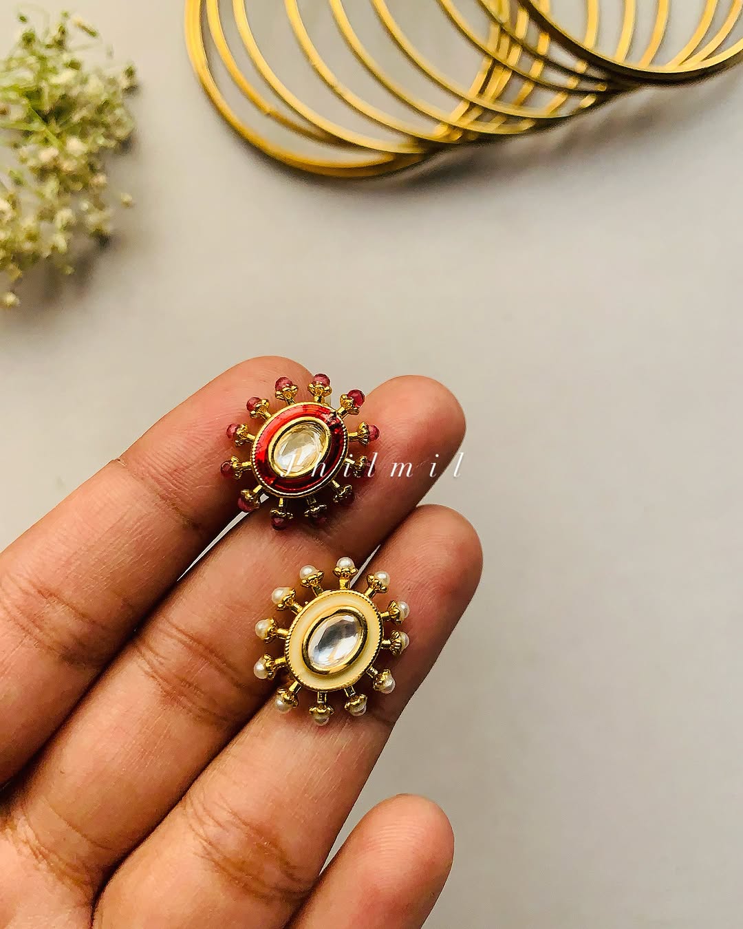 Chunky Oval Kundan Nosepin