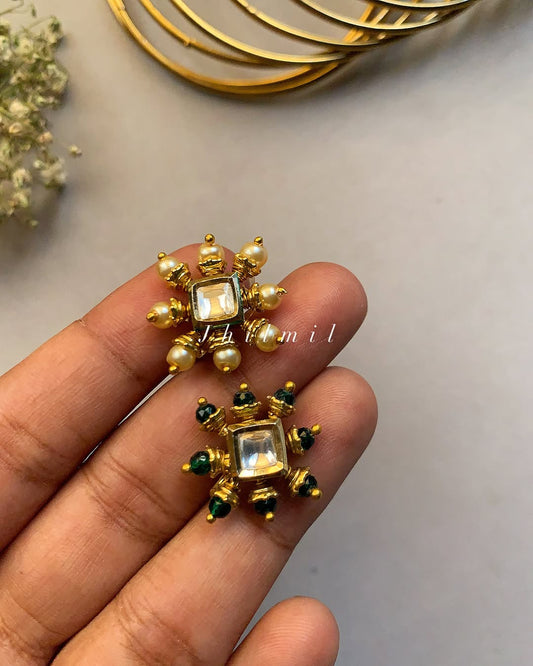 Chunky Sqaure Kundan Nosepin