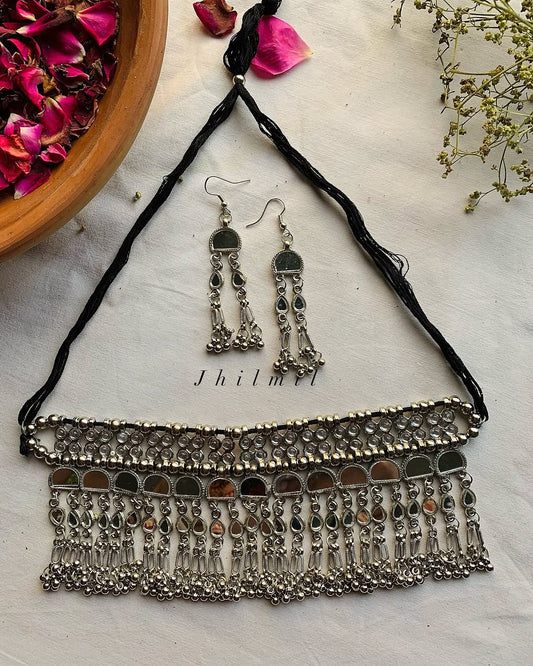 Long Layered Mirror Choker Set