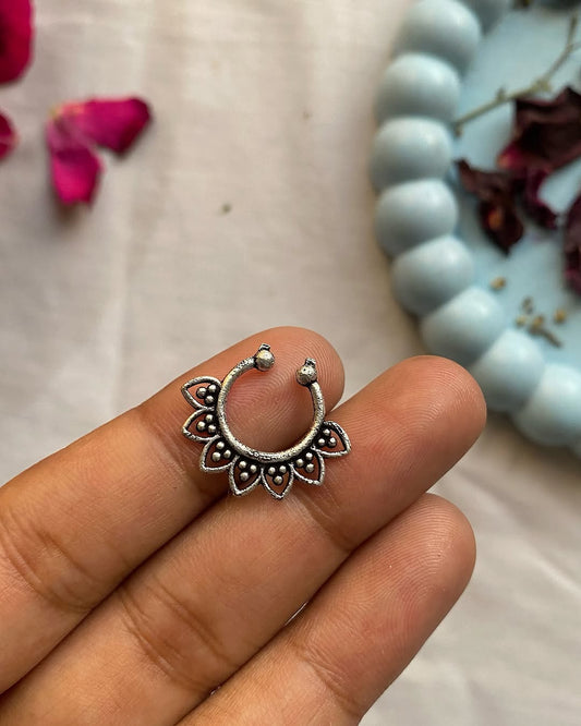 Septum Ring - Design 10