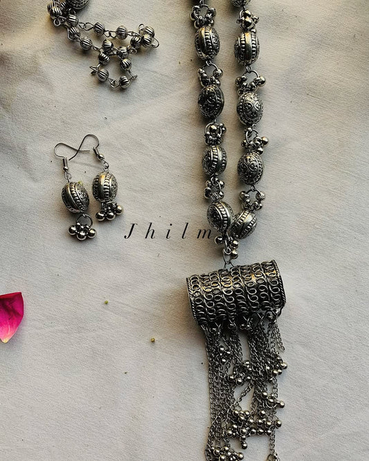 Long beaded Manka Mala set