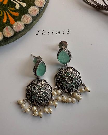 Mumtaz Ear candy