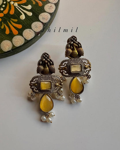 Roshanara Dual Tone Studs
